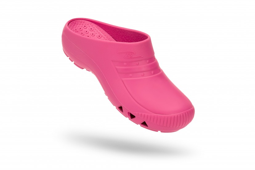 Are you looking for comfortable and stylish clogs? Here you will find what you are looking for!